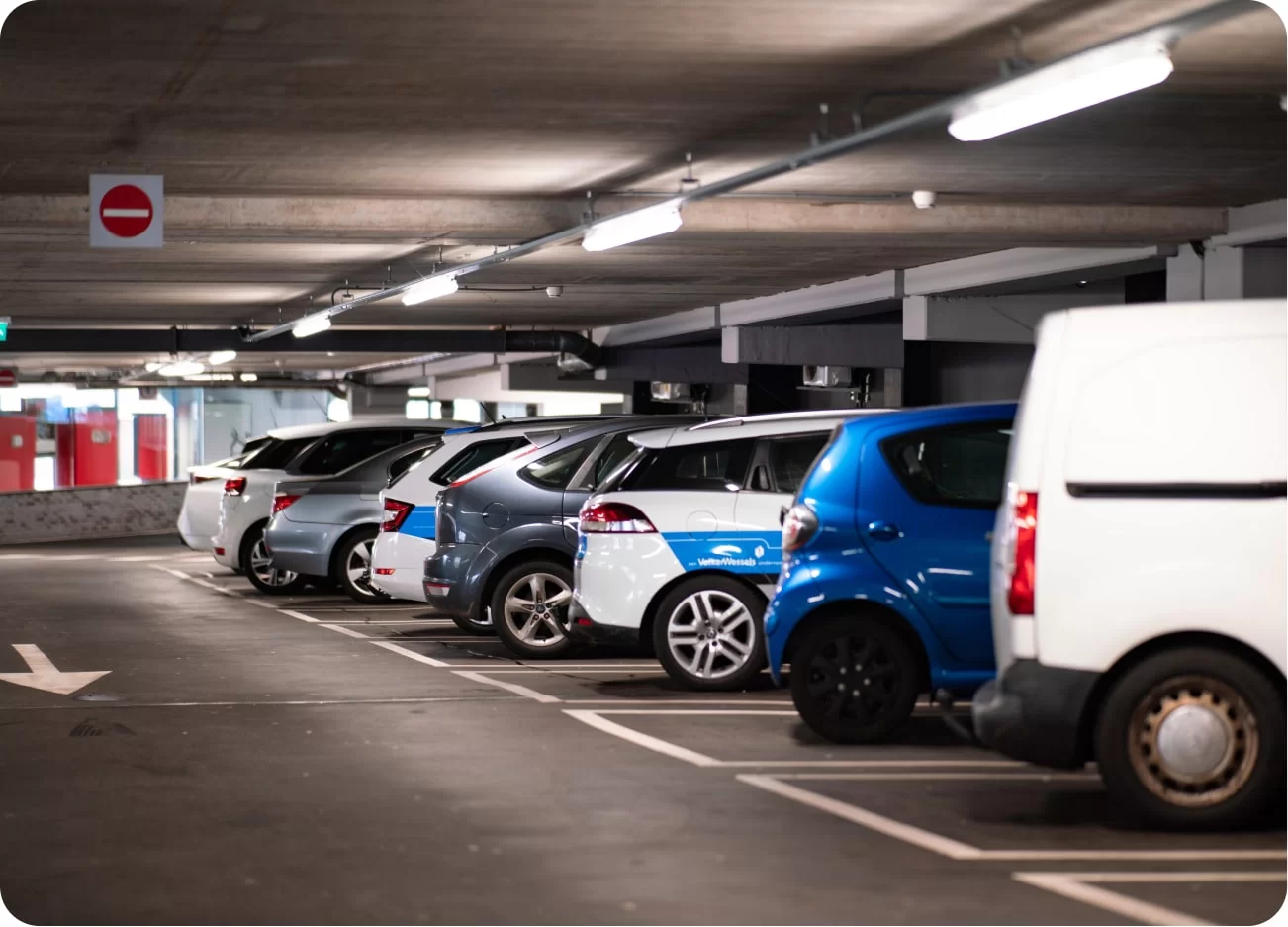 air pollution by car parking in underground close area