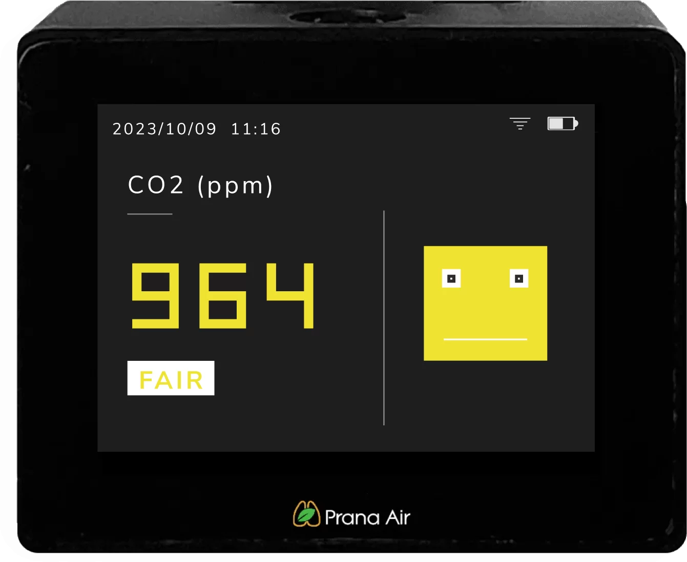 prana air co2 monitor face and number screen