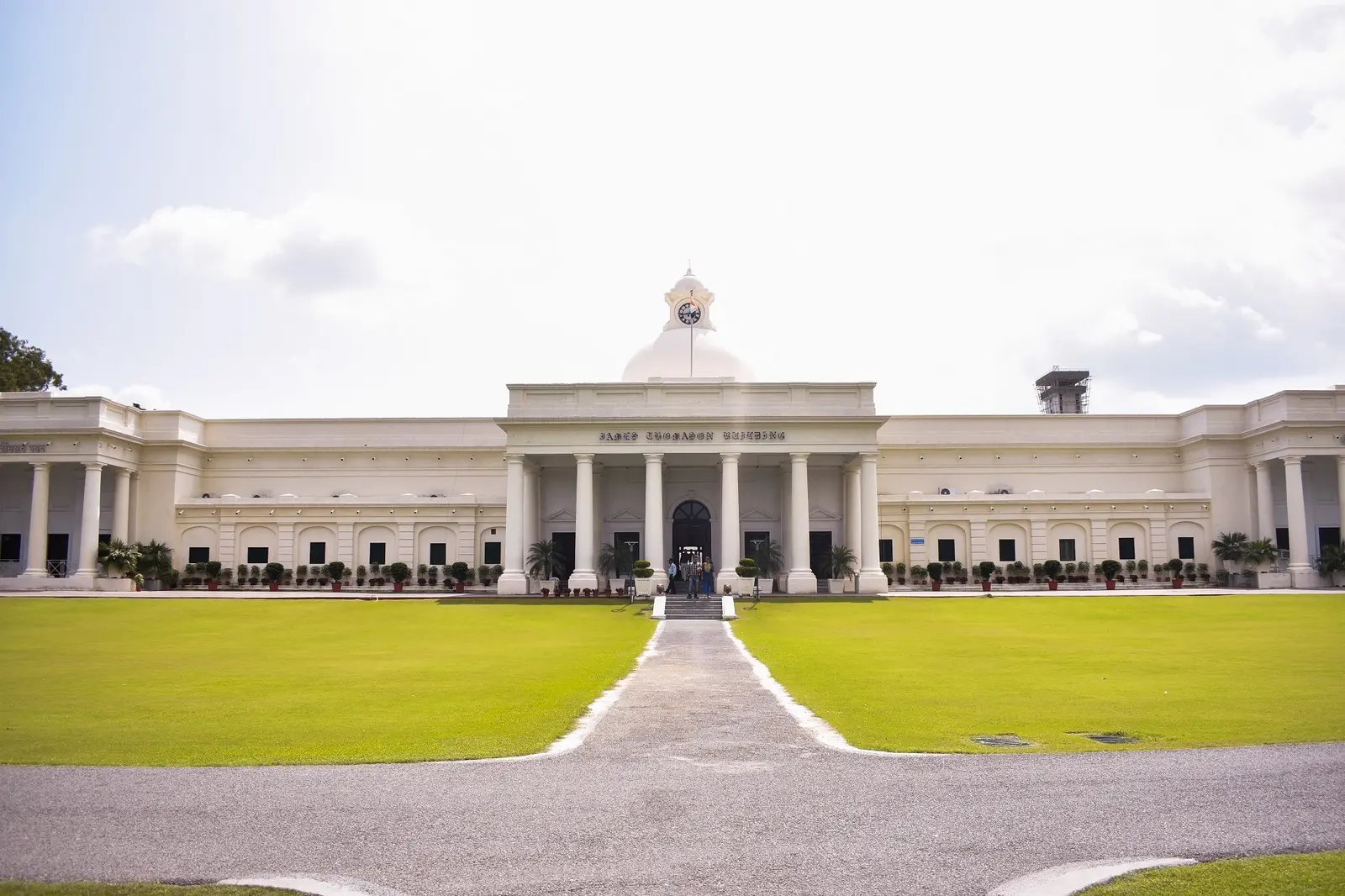 IIT Roorkee building from outside entrance